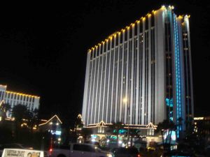 Tropicana Resort & Casino trụ điểm nóng thu hút khách du lịch